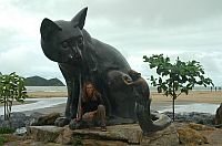 Pomnik kota i szczura w Songkhli.